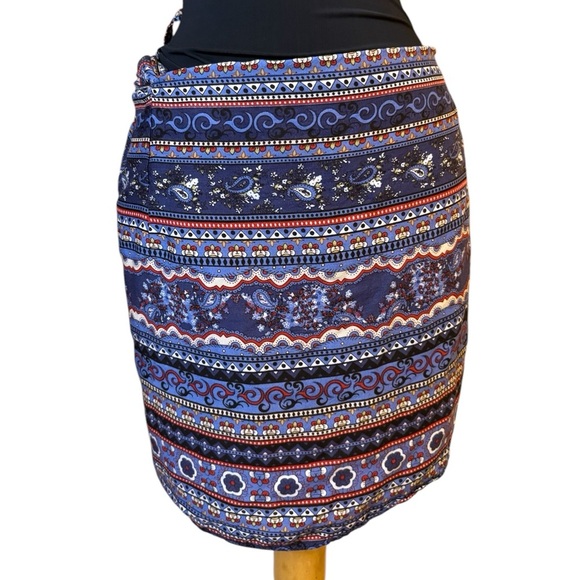 Multicolored Mini Wrap Pencil Skirt for Casual Wear - Picture 7 of 8